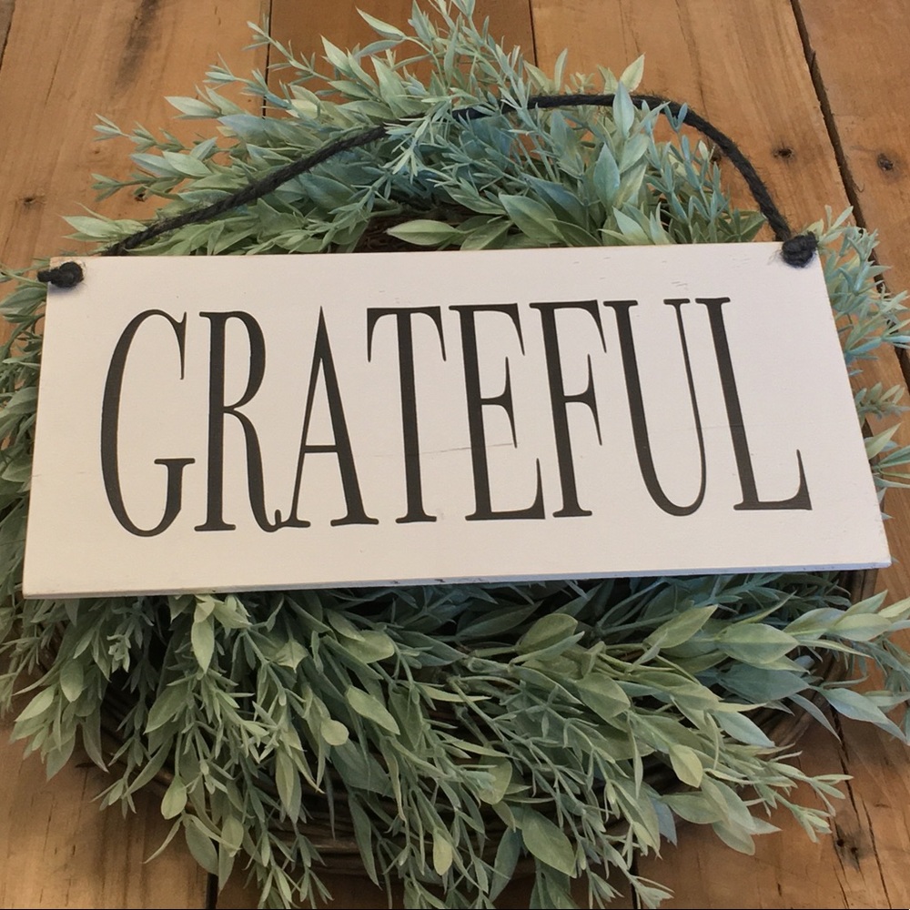 🛒2/$30!🛒  GRATEFUL - HANDCRAFTED PAINTED SIGN